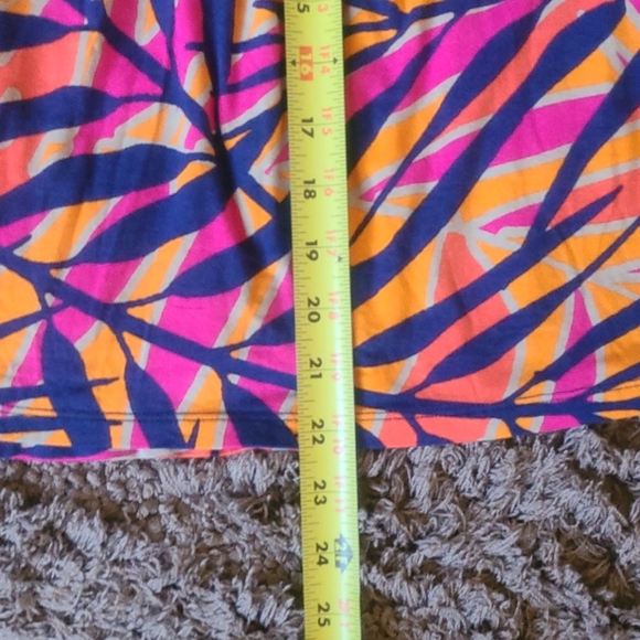 🔴 2/$10 LIKE NEW LB Colorful Leaf Print Pink Navy Coral Skirt Size 14/16 🍃 🍂 - Picture 7 of 9